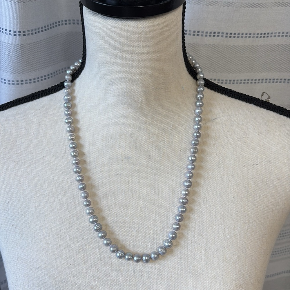Genuine 7.5mm Gray Cultured Pearl Sterling clasp knotted strand Necklace 24”